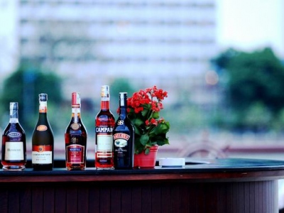 du-thuyen-alisa-rooftop-bar1