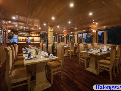 4.-Maya-Cruises-Restaurant