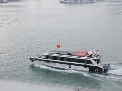 President-Cruises---Speed-boat-1