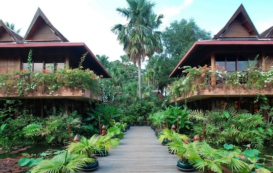 Angkor Village Hotel