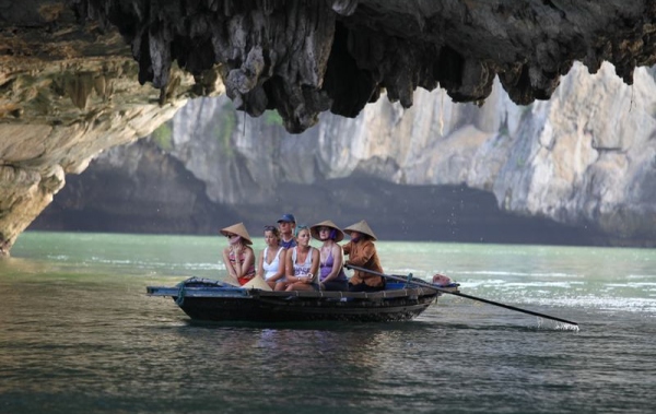 Tour Du Thuyền Carina 2 Ngày 1 Đêm