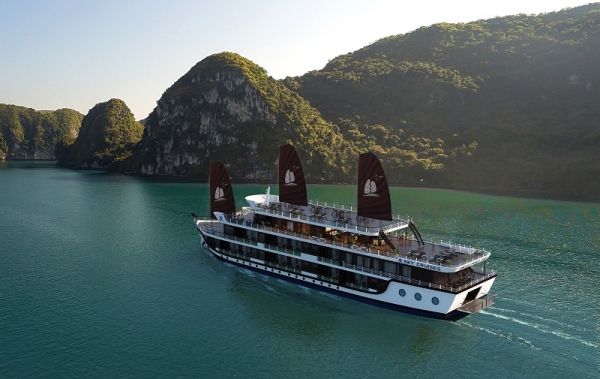 Tour du thuyền 2 ngày 1 đêm Sky Garden cruise